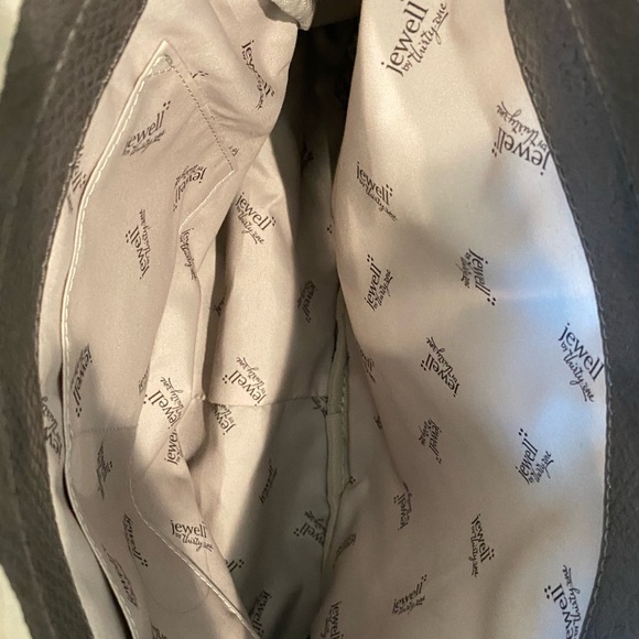 Jewel by 31 Purse - Picture 7 of 9